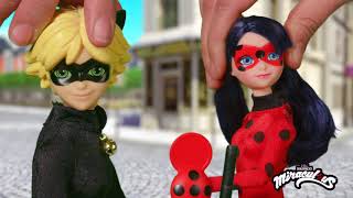 Bandai - Miraculous Ladybug et Chat Noir - Poupé…