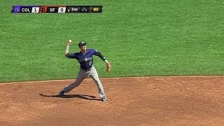 COL@SF: Tulowitzki takes a hit away from Crawford