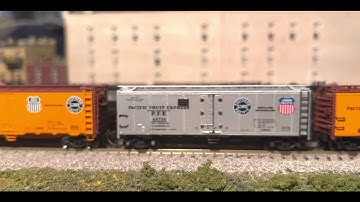 N scale model trains southern pacific railroad AC12 cab forward DCC sound PFE  Rasch studios caboose