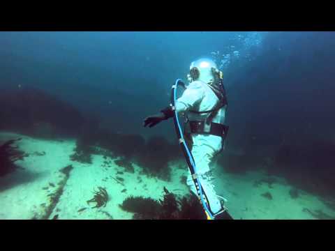 Antique Diving: US Navy Mk V Diving in Tasmania