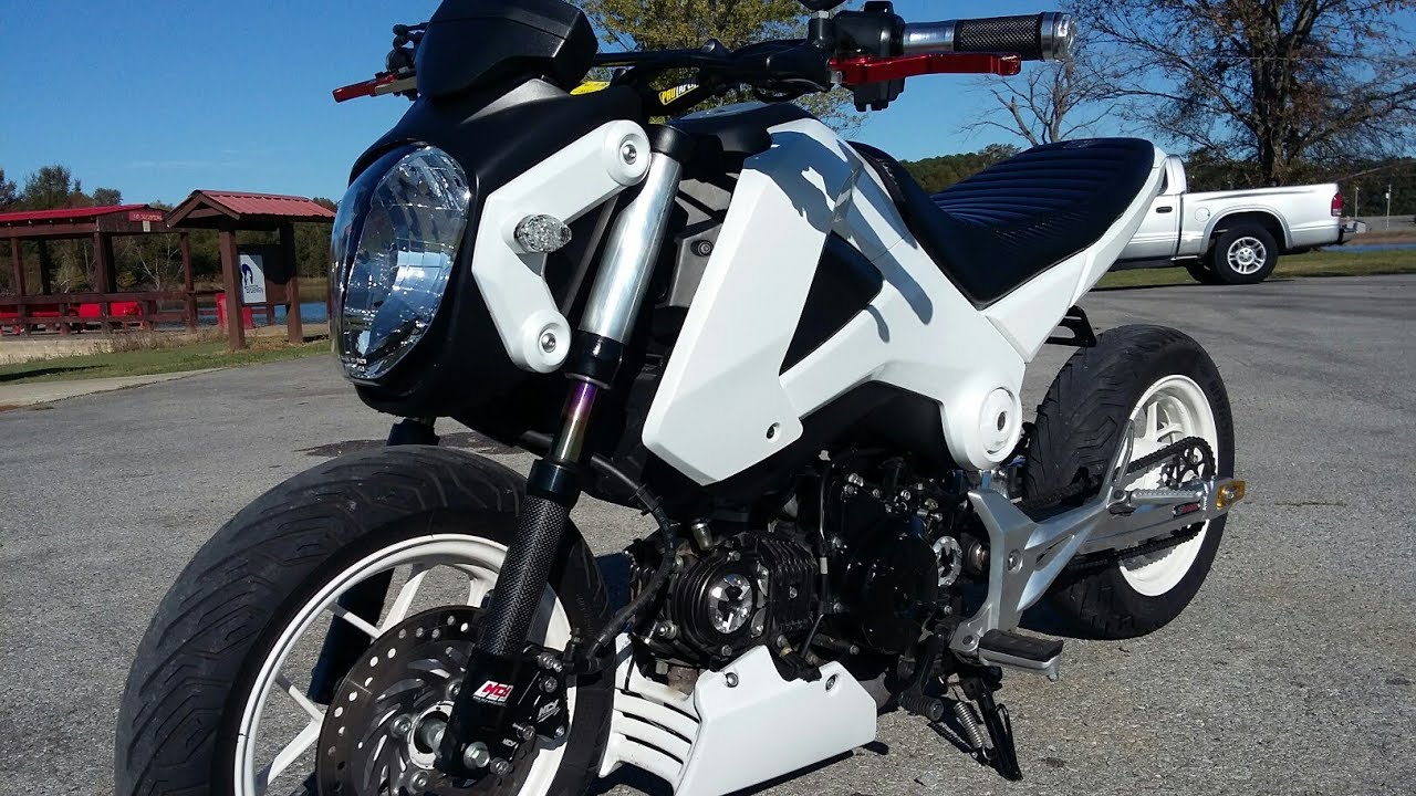 One Sick Grom! Pearl white 2014 grom walk around
