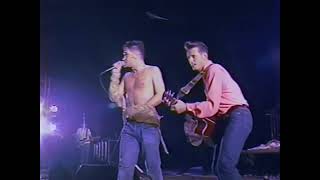 Video thumbnail of "Morrissey - Suedehead - Live In Dallas (1991)"