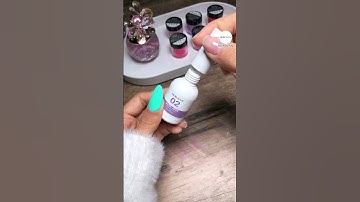 I really like this dip powder, it can be used anytime and anywhere