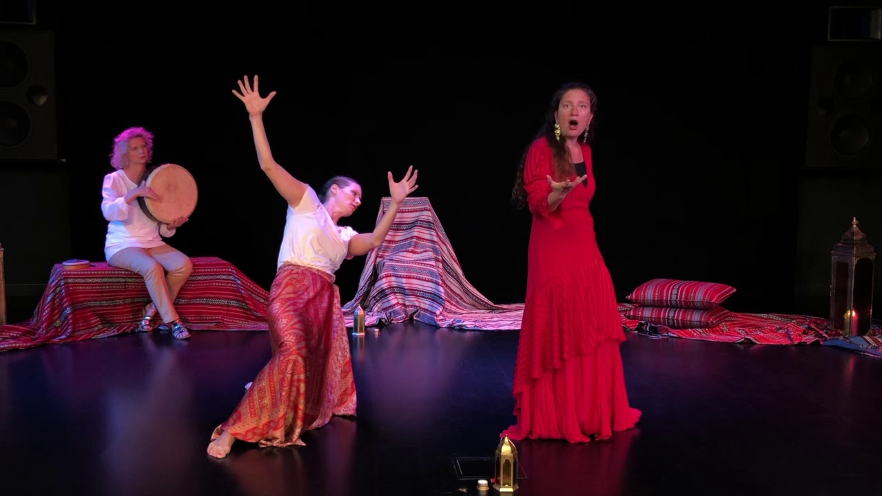 THE SKELETON WOMAN - By PAOLA BALBI (Italy), MARJA-SISKO POHJOLA (Finland), CAROLINE SIRE (France)