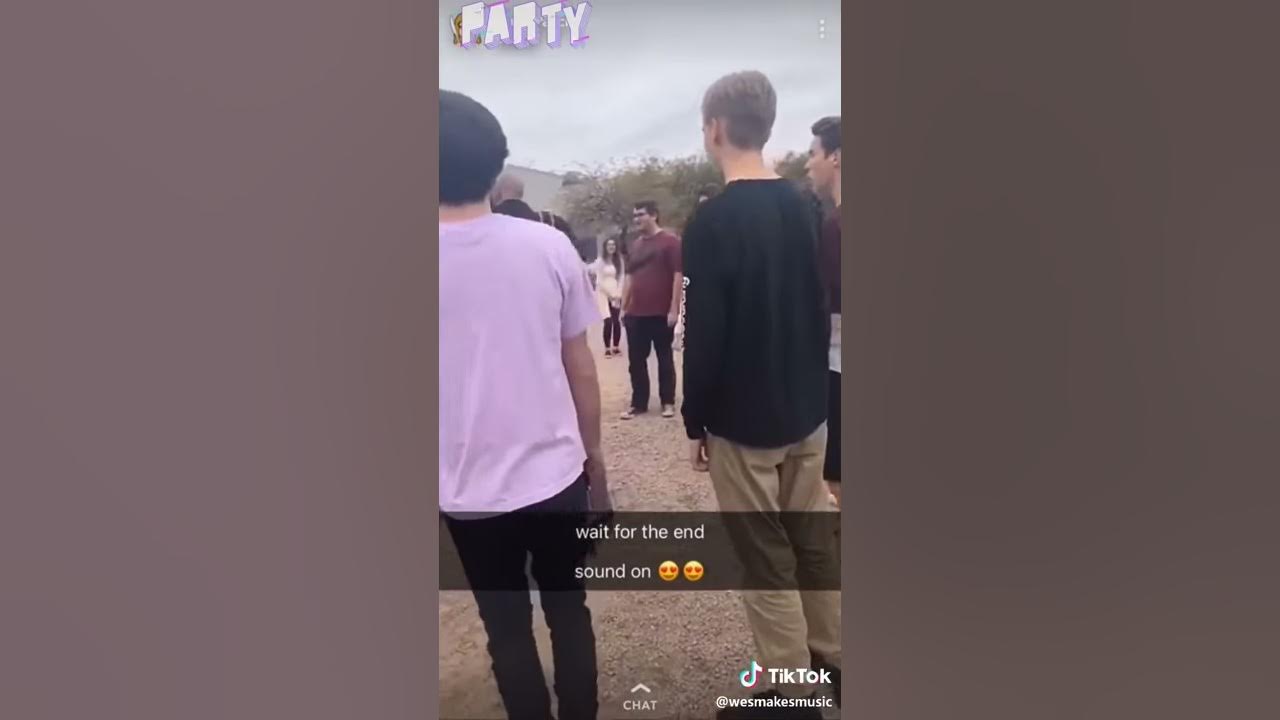 TikTok - Singing country roads with the boys (@wesmakesmusic)
