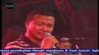 Keruntuhan Cinta - Ahmad Afandi Live O.M Avita