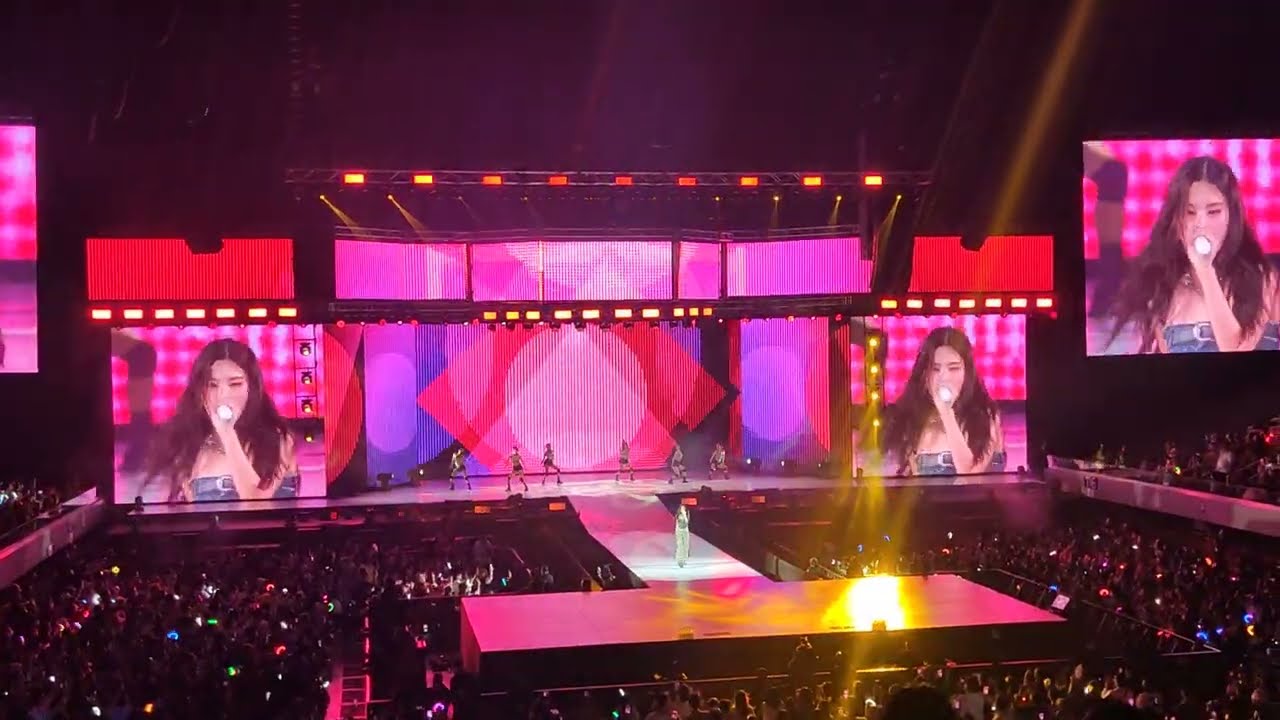 ITZY in Manila 2023 (Day 1): Yeji - Hotter Than Hell (Dua Lipa) Solo Stage