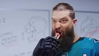 KITKAT Chunky Mouth Test feat. Brent Burns