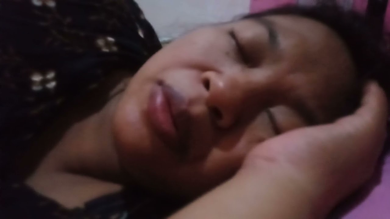 IBU HAMIL 9 BULAN MERINTIH KESAKITAN HINGGA TARIK NAFAS PANJANG KARENA EFEK KONTRAKSI KEHAMILAN