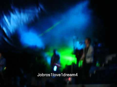 Jonas Brothers Concert in Santiago, Chile - Feelin' Alive - (11/04/2010)