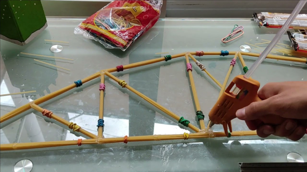 UN PUENTE DE SPAGHETTI - YouTube