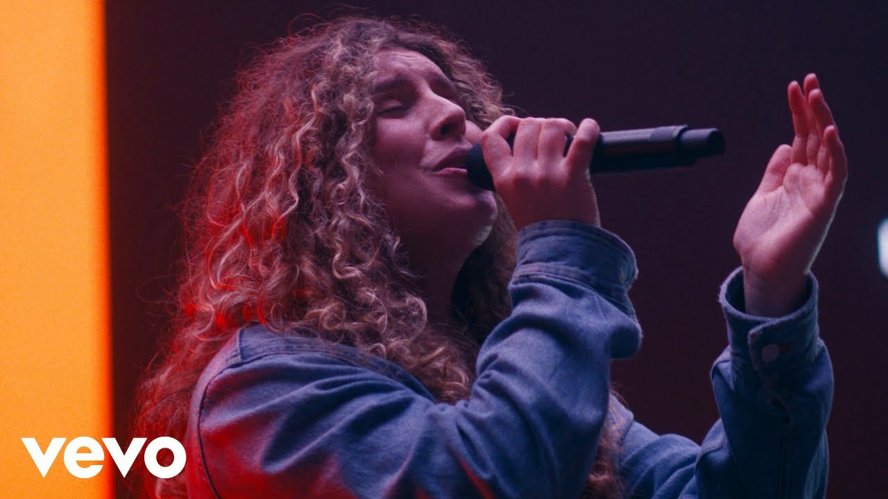 SEU Worship, Sydney James - Oil And Offering