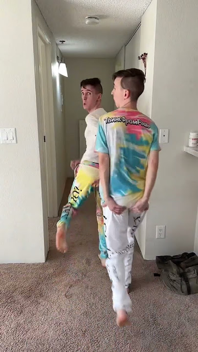 When you share a bathroom with someone 😳 Wait for sigma 😮‍💨 #shorts