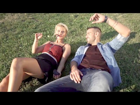 Jasmin Stavros - Vino nek se toči