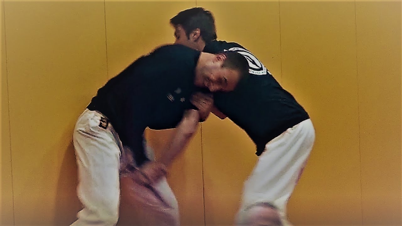 Surviving the Blade Defense Against Rapid Knife Attacks YouTube