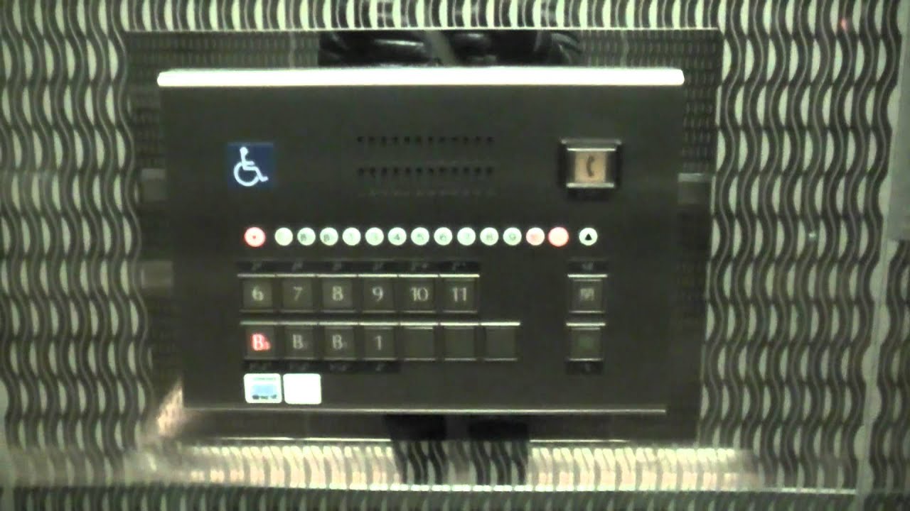 名古屋パルコのエレベーター