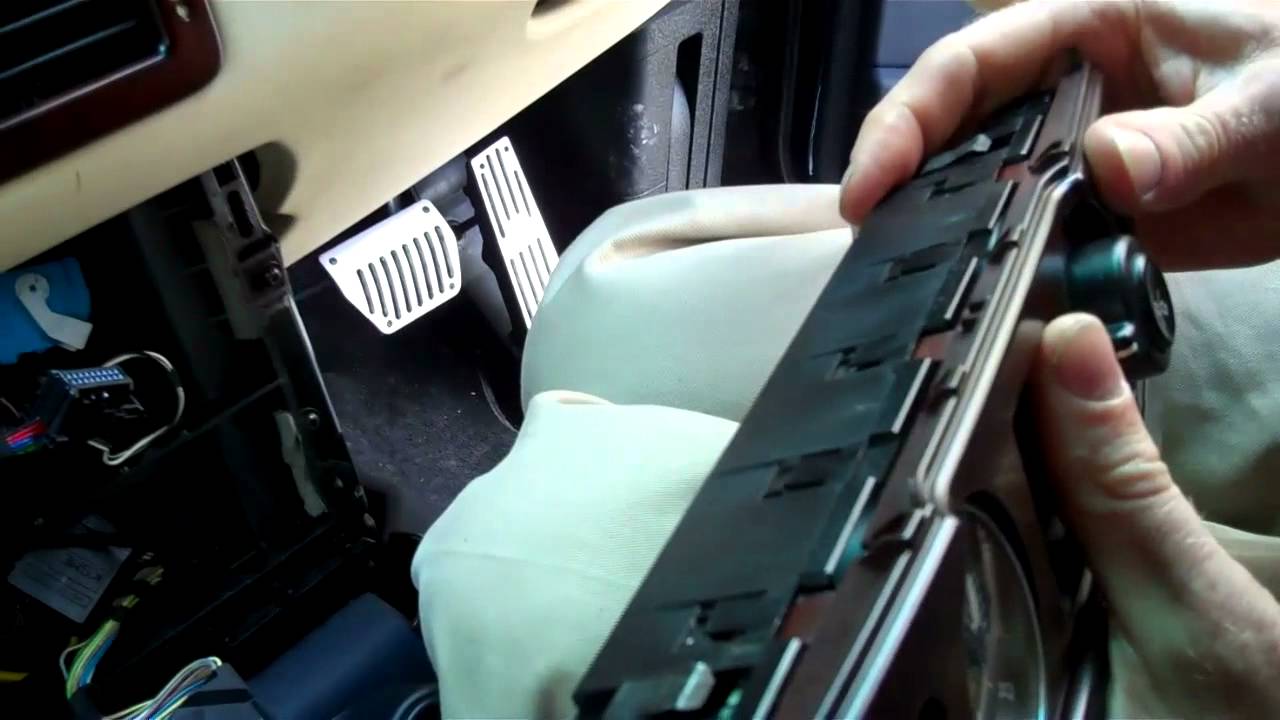 How To Change Dash Facia on Range Rover L322 2002 2005