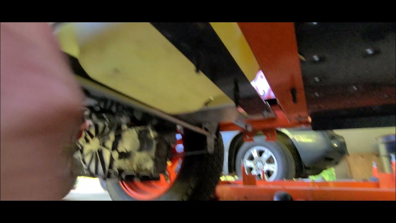 Kubota zero turn z121s drive belt replacement YouTube