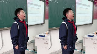 班上最腼腆的男生被老师点名唱歌，一开口，准备看笑话的同学闭嘴了！
