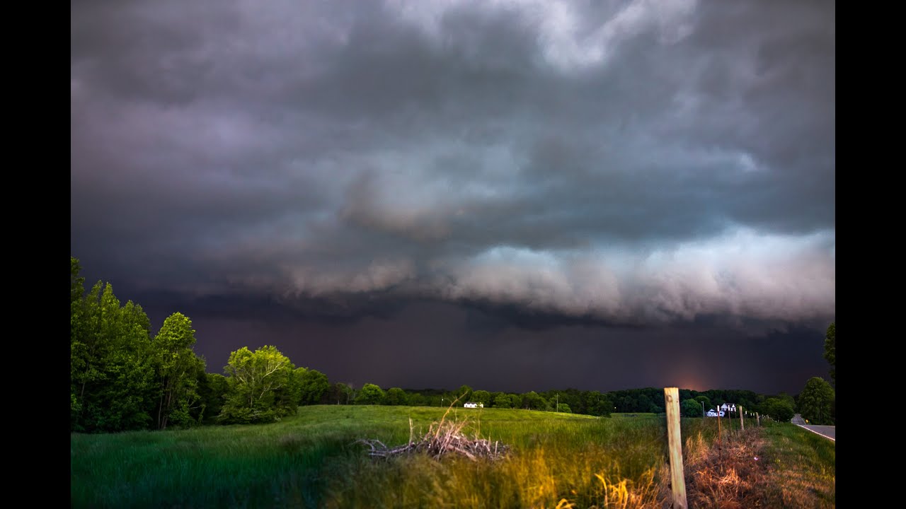Tornado Warned Supercells 4-25-20 - Time-lapse and Chase Log - YouTube