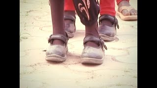 School Bags, Shoes And Socks Distributed In Every District Of Up To Be Investigated Ghanti Bajao