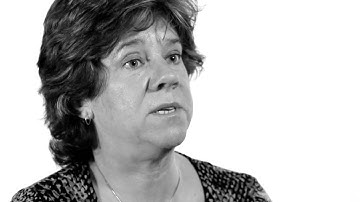 The Power of Web Archives: Documenting Current Events