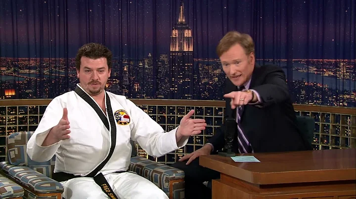 Fred Simmons And The Foot Fist Way | Late Night wi...