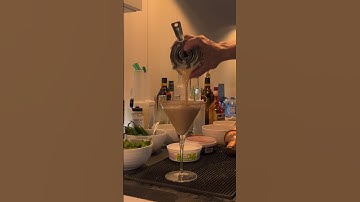 Build your own cocktail menu, fresh ingredients and high quality drinks 🤌🏼🍹🍸 #happyhour