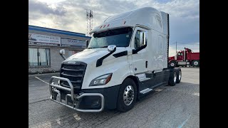 SOLD - 2019 Freightliner Cascadia - DD13 - 400hp / 1750 tq / Auto / APU - LOW MILES & WARRANTY!