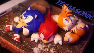Making Sonic, Tails, and Knuckles Cookies. We are Team Sonic!!