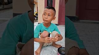 Fathar Sama Wanda Lagi Ngapain Pegangin Lilin