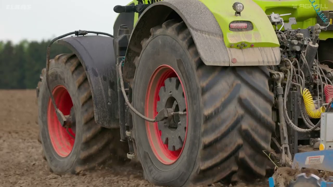 Traktory CLAAS v Zemědělsko-obchodním družstvu Žichlínek