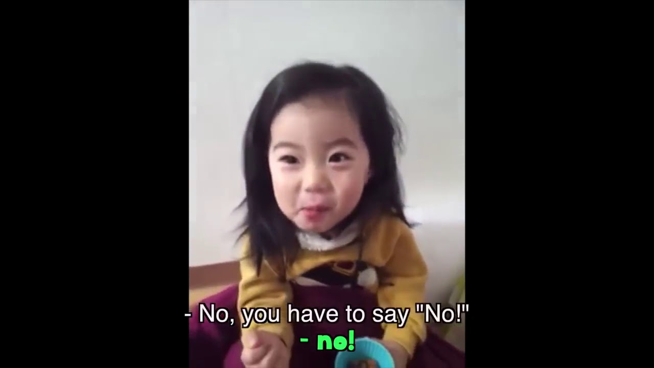 Funny Korean baby - YouTube