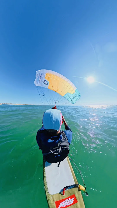 Parachute Surfing! 🪂🏄🏽♂️ #parawing