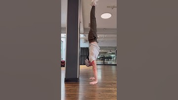 Six Tips to Fix Banana Back Handstand! 🍌 #handstandtips #calisthenics