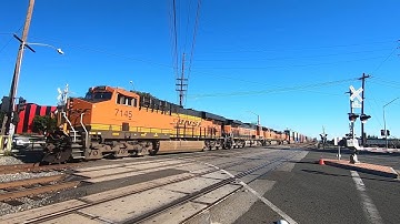 H1 Dash 9 on BNSF intermodal