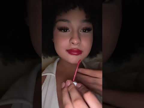 Lipstick kiss challenge 😏 trans girl edition :)