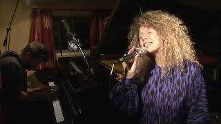 Famous Maya Fadeeva & Mike Roelofs - Close Enough For Love Profile