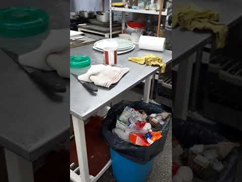 Cual Es La Tarea De Un Bachero En GASTRONOMIA? #shorts