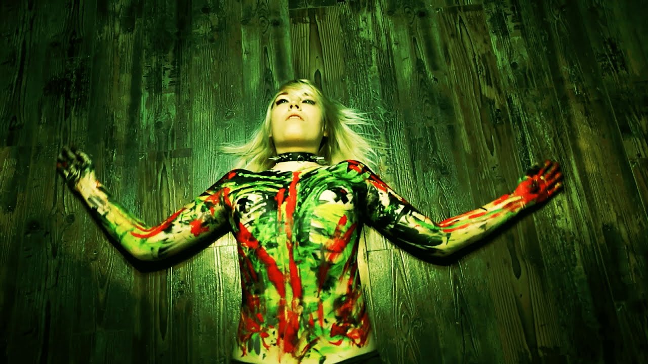 ANNA PEST - Skyward (ft. d.are) [Official Music Video]