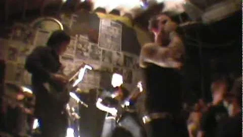 Bleeding Through - Full set feat. M Shadows @ gilman berkeley 4/12/2002