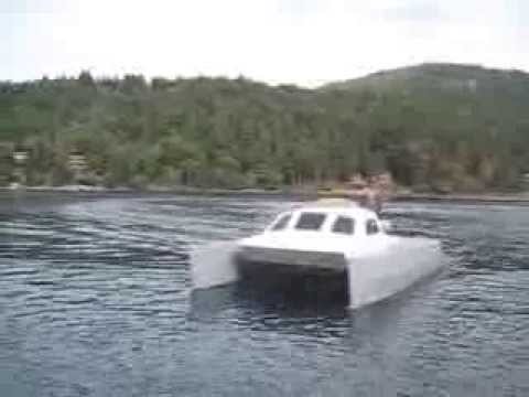 Skoota 20 powercat motoring at 15 knots, again.wmv - YouTube