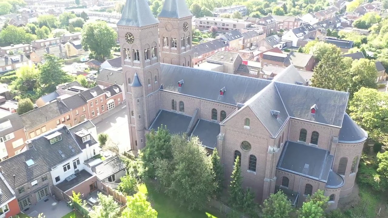 Maastricht-Heer, St. Petrus Bandenkerk Kerkklokken Volgelui (Plenum)