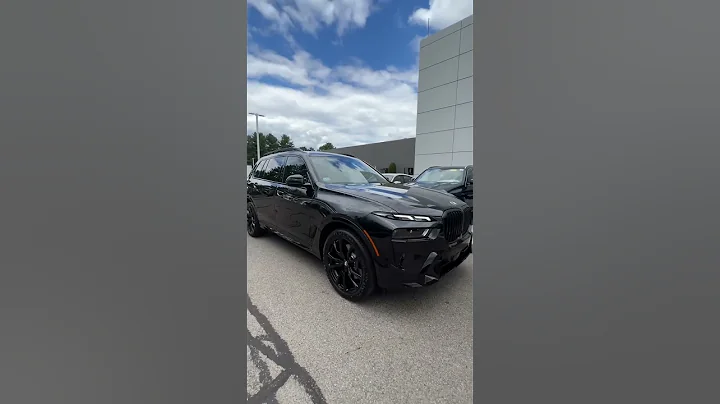 Blacked out 2023 X7 hitting the road! - DayDayNews