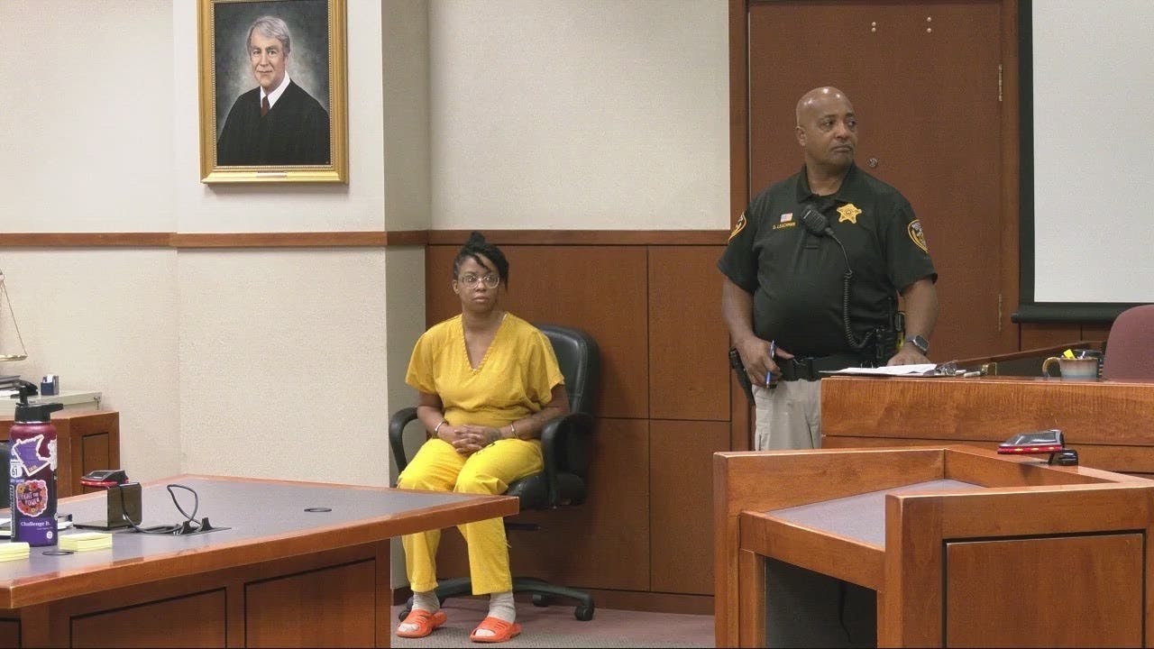 Hearing | Mother of 5-year-old Cairo Jordan in Louisville court - YouTube