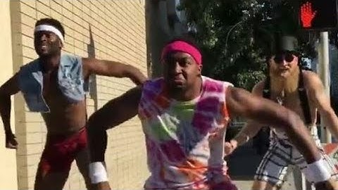 Jogging in tune whit take on me -traduccion- las drogas son malas