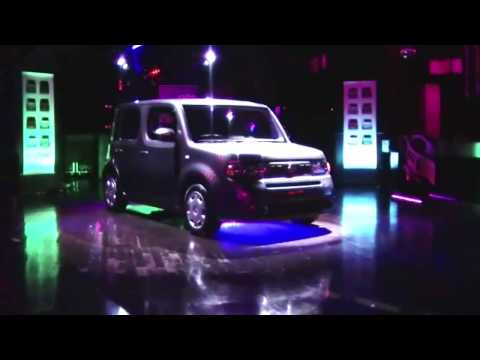 2010 Nissan Cube Review - As functional as it is funky