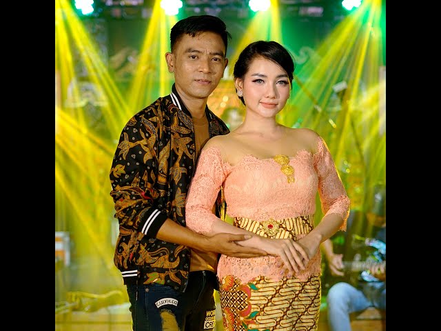 Sido Rondo- Gerry Mahesa - Lala Widi - Adella | Dangdut (Official Music Video) class=