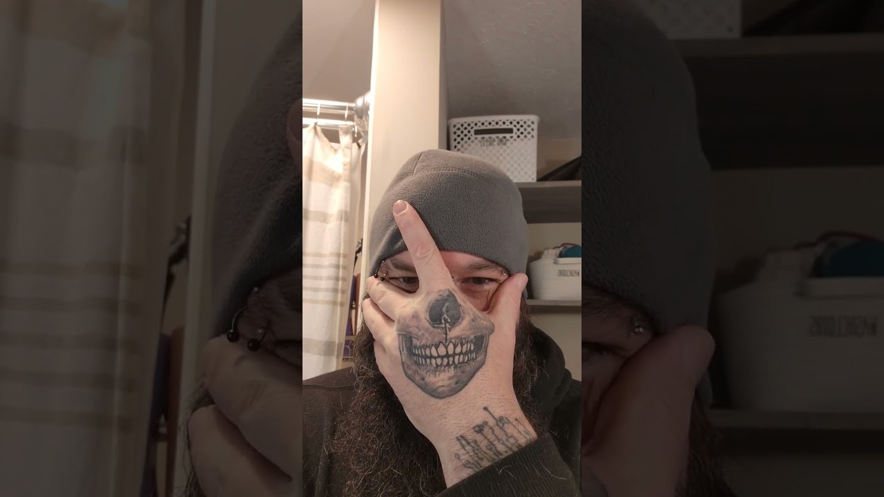 skull hand transition 