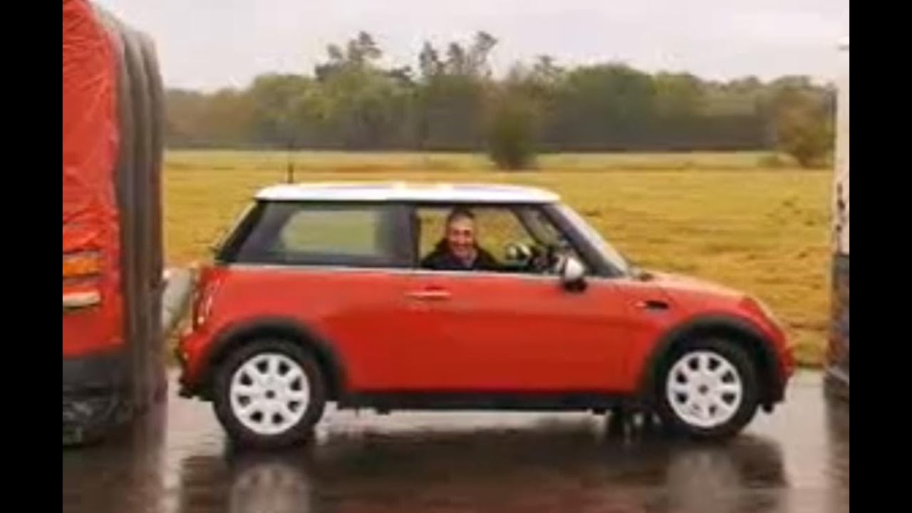 Grannies handbreak turn autotomobiles Part 1 Top Gear Series 1